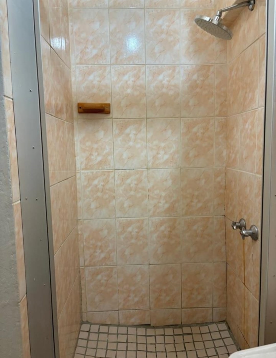5 Bedroom Property for Sale in Carters Glen Northern Cape